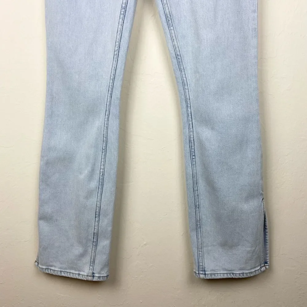 Abercrombie & Fitch Slim Straight Ultra High-Rise Jean
